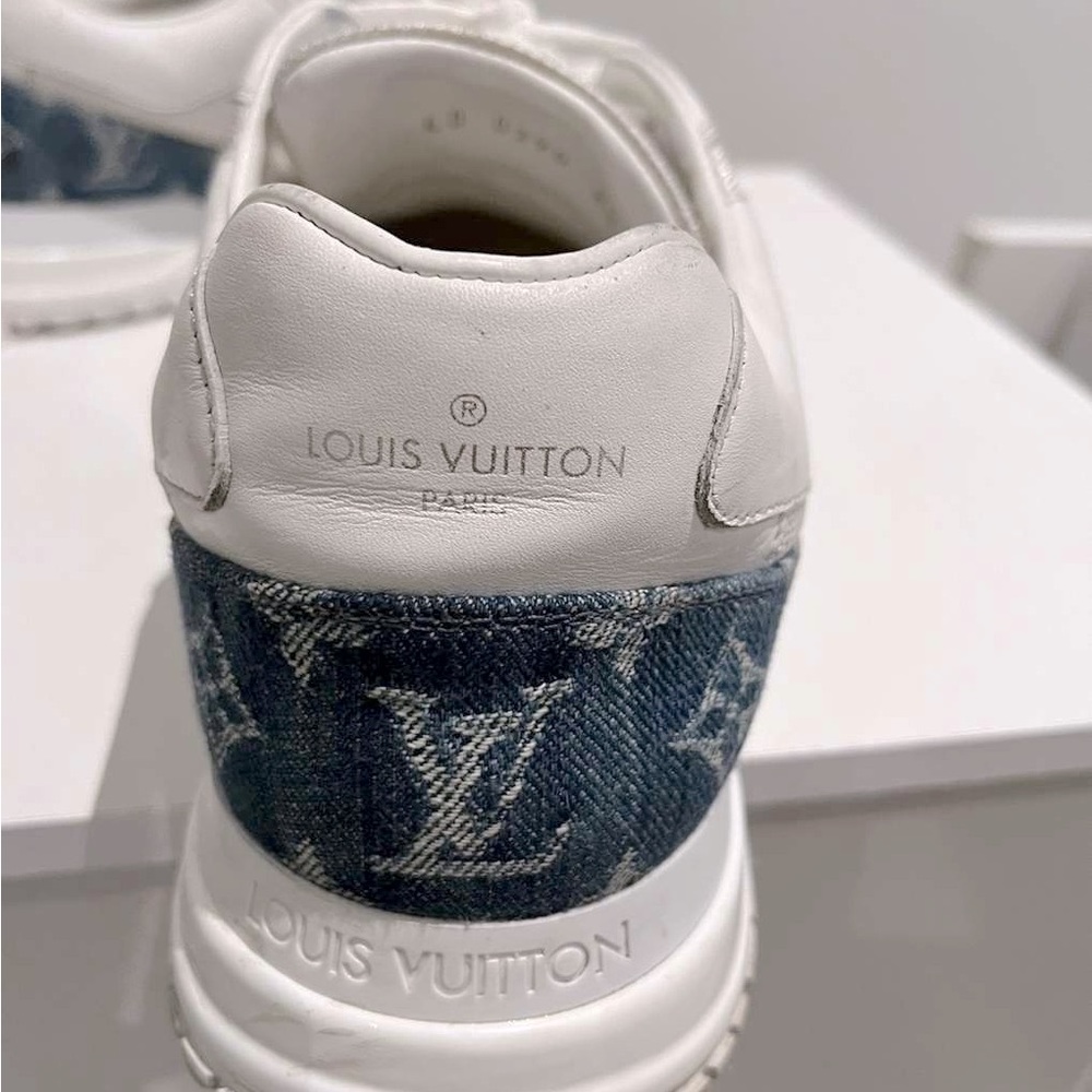 Louis Vuitton Runaway Blue Monogram - Picture 2 of 5